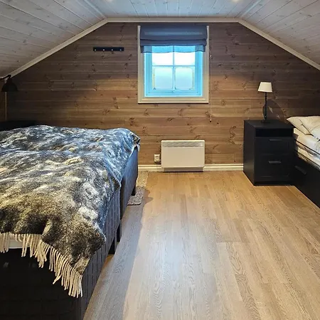 5 Bedroom In Edland * Vagslivatnet
