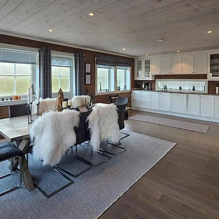 5 Bedroom In Edland Tatil Evi