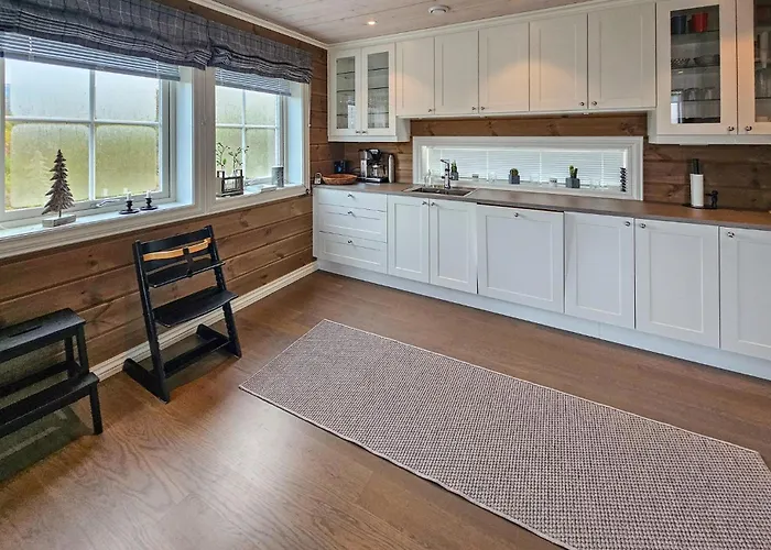 Feriehus 5 Bedroom In Edland Vågsli